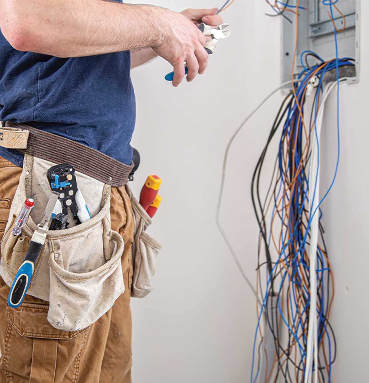 Signs of Poor Electrical Wiring in a House